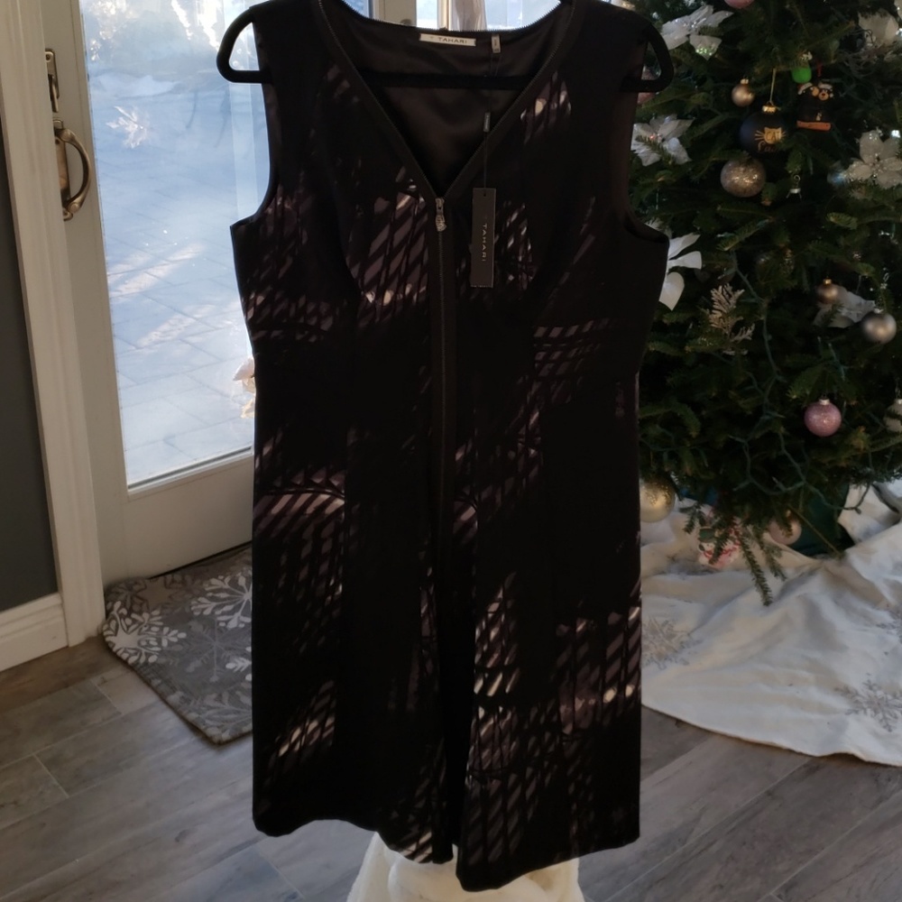 T Tahari Lucine Black Sleeveless Dress